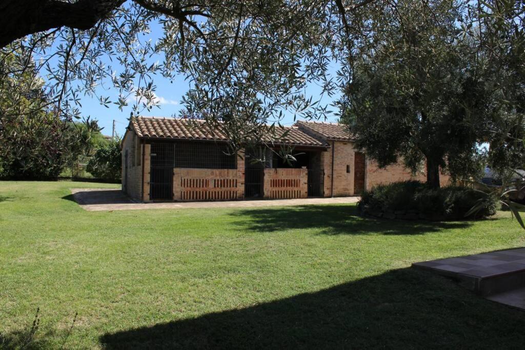 Casa Kikenda, Viaggio Nella Natura Treia Εξωτερικό φωτογραφία